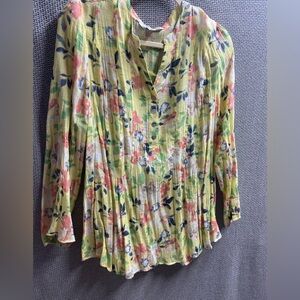 Zac & Rachel 1X Yellow Floral Button-Up Blouse with Pink & Navy Accents